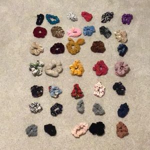 40 Individual scrunchies